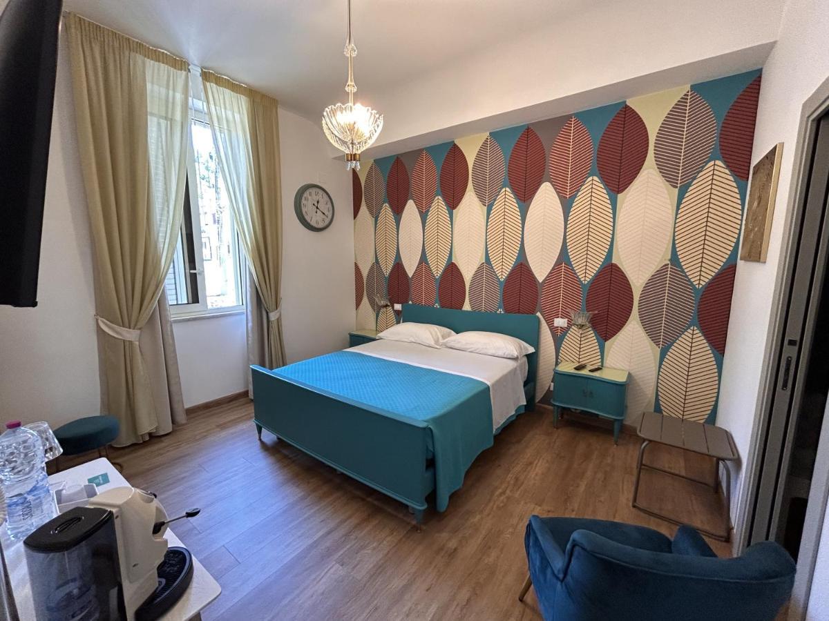 La Casa Di Matilde Hotel Barcellona-Pozzo di Gotto Ngoại thất bức ảnh